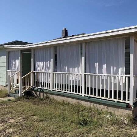 Queen Anne'S Revenge At The Beach Cottage Kitty Hawk Extérieur photo