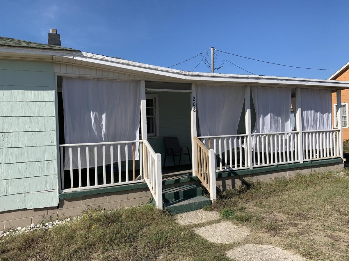 Queen Anne'S Revenge At The Beach Cottage Kitty Hawk Extérieur photo