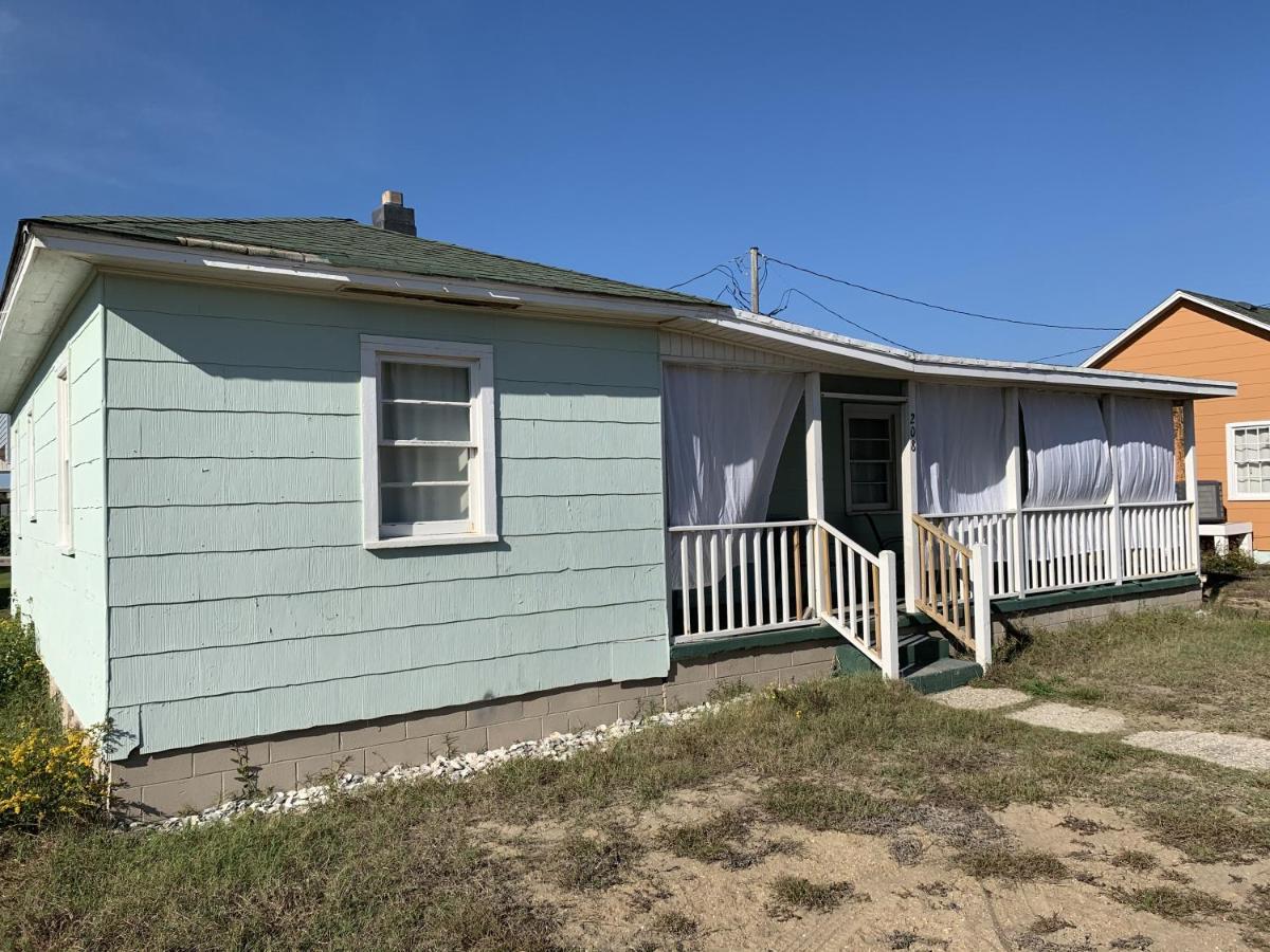 Queen Anne'S Revenge At The Beach Cottage Kitty Hawk Extérieur photo